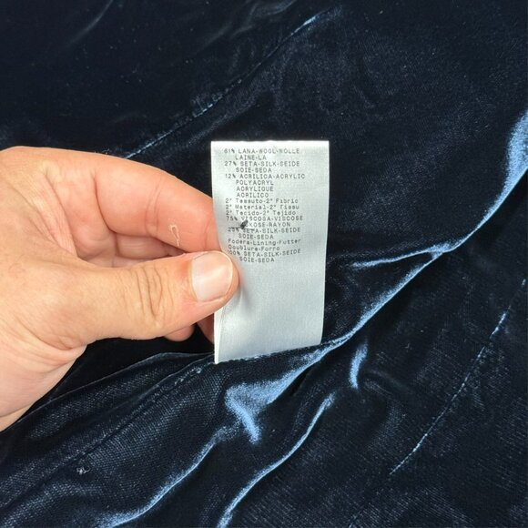 Giorgio Armani Wool & Silk Blazer Textured Blue Velvet Lining Made in Italy 40 - Picture 9 of 9